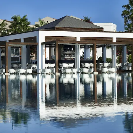 Pelagos Suites Hotel & Spa-3